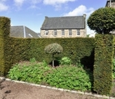 Dunbar's Close Garden